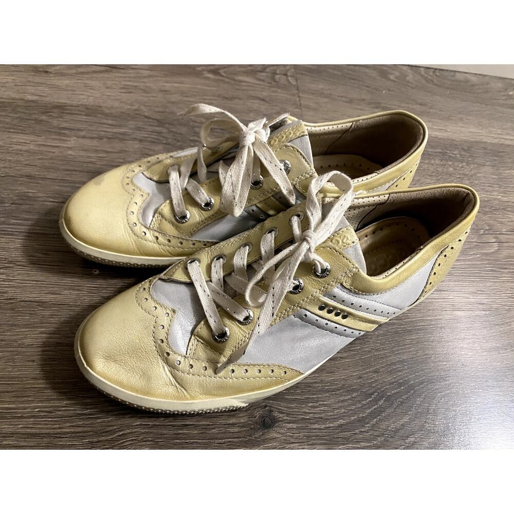 Ecco Women's Wingtip/Oxford Style Yellow Sneakers Size 37